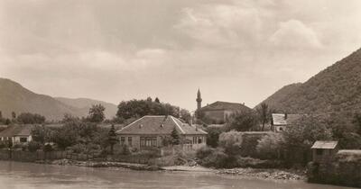 Secretele insulei Ada Kaleh, scufundată în Dunăre. „Oamenii dorm în catacombe și scotocesc nopți întregi după comori”