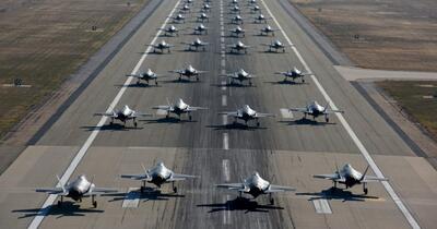 Operațiune militară împotriva Iranului în pregătire? Peste 150 de avioane F-35 și F-22, relocate strategic în Europa și Orientul Mijlociu