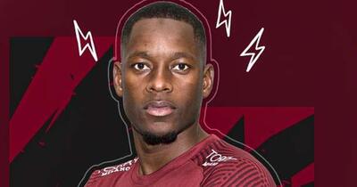 Fotbalistul Rapidului Kader Keita, dus la Poliție după ce a lovit o femeie și a fugit de la locul accidentului 