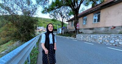 Asfalt de 73 de milioane de euro peste potecile pustiite din Apuseni