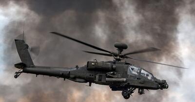 Un elicopter american Apache s-a prăbușit în Strâmtoarea Ormuz. Trump a confirmat că piloţii „sunt bine”