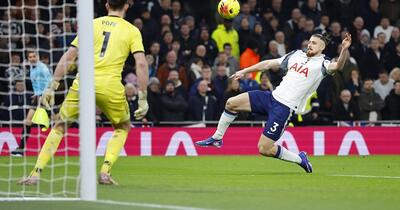 Radu Drăgușin, transfer istoric la Fiorentina: Părăsește Tottenham și revine în Serie A