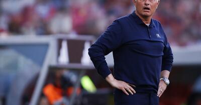 Portughezul Jose Mourinho a semnat pentru trei ani cu Real Madrid