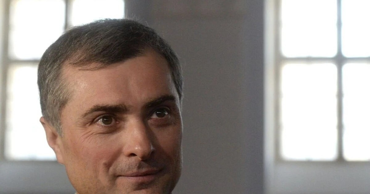 Unul dintre cei mai apropiați colaboratori ai lui Putin ar fi fugit din Rusia. Vladislav Surkov este arhitectul „Lumii Ruse”