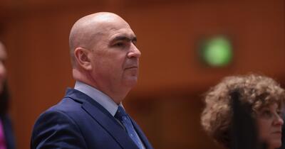 Ilie Bolojan, primit cu huiduieli în plen la votul pentru Guvernul Mureșan