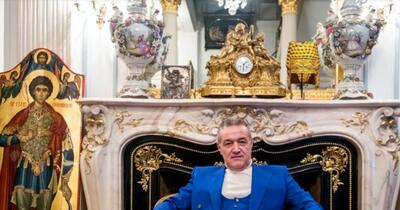 Reacții și imagini virale după găsirea coifului de la Coțofenești: „Te pomenești că era într-o cutie de pantofi”