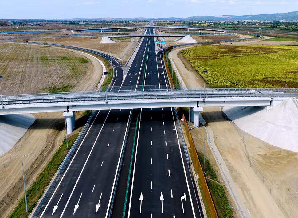 A7: București-Bacău, de astăzi, complet pe autostradă, în timp ce trei loturi cruciale din Moldova pierd finanțarea PNRR