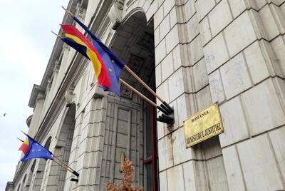Sporuri pentru risc și suprasolicitare neuropsihică de peste 7.000 de lei la Justiție. Salarii duble față de ministru
