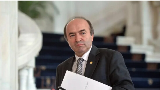 „Aveți o bombă cu ceas în minister. Se numește SIPA”