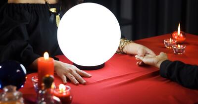 Crimă șocantă în Vaslui: un adolescent de 16 ani și-a ucis prietenul, apoi a mers la ghicitoare să afle dacă va fi arestat