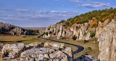 Top 10 locuri de vis din Dobrogea care merită vizitate. Frumusețile tărâmului dintre Dunăre și Marea Neagră care-ți taie răsuflarea