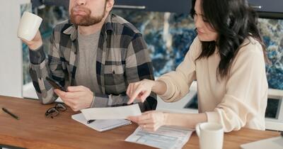 „Soțul decide”. Aproape o treime dintre bărbații din generația Z susțin că bărbatul trebuie să aibă ultimul cuvânt în familie