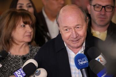Traian Băsescu oferă soluția pentru criza politică și critică strategia președintelui Nicușor Dan
