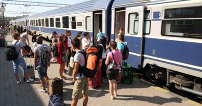 CFR Călători anunță când vor circula „Trenurile Soarelui” spre Litoral. Noutatea care-i așteaptă pe călători