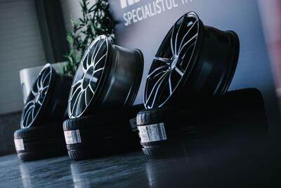 Care sunt riscurile dacă mergeți cu anvelope de iarnă pe timp de vară