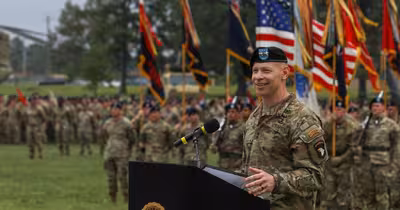 Cutremur la Pentagon: șeful strategiei militare a SUA, demis inopinat înaintea unor posibile lovituri în Iran