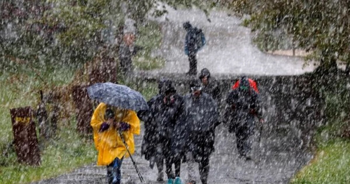 Județele care intră sub Cod galben de ploi și ninsori, inclusiv Capitala