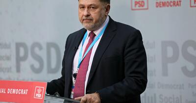 Un deputat USR a depus o plângere penală împotriva lui Alexandru Rafila în scandalul vaccinurilor Pfizer