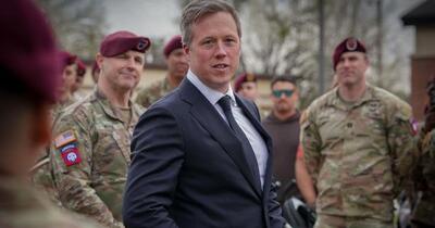 Tensiuni la vârful Pentagonului. Șeful Armatei îl înfruntă pe Pete Hegseth: „Nu am intenţia să plec sau să demisionez”