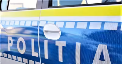 O profesoară și un elev din Bistrița, răniți cu cuțitul de un copil de gimnaziu