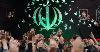 Milioane la funeraliile lui Ali Khamenei; „Moarte Americii!” scandat sfidător de Ziua SUA