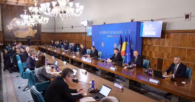 Puteri sporite pentru Marian Neacșu și sinecuri noi în guvernul Luca Niculescu
