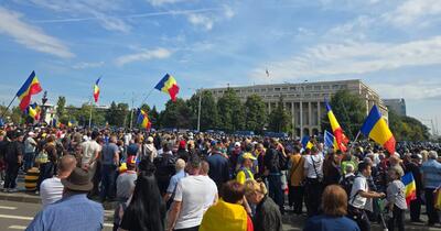 Rareș Bogdan îl trimite pe Bolojan în mijlocul fermierilor: „Să iasă din birou”