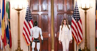 Momentul în care Melania Trump apare însoțită de un robot umanoid la Casa Albă. „Este înfricoșător”