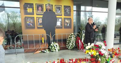 LIVE TEXT Ultima zi la căpătâiul lui Mircea Lucescu pe „Arena Națională”. Rinat Ahmetov a evocat prietenia sa cu marele antrenor: „M-a învățat să beau vin, eu l-am învățat să cânte karaoke”