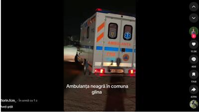 VIDEO Atac cu bâte și topoare asupra unei ambulanțe/Clipul viral de pe Tik Tok cu „ambulanța neagră care fură copii”, distribuit de peste 6000 de ori 