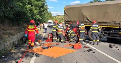Tragedie pe DN 13 în Mureș: Trei morți, inclusiv un minor, într-un accident cu autocamion militar