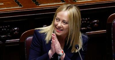 Giorgia Meloni cere NATO să regândească prioritățile militare: „Tancurile de milioane de euro pot fi distruse de drone de 20.000 de euro”