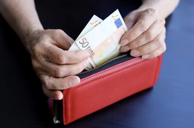 Ce înseamnă pentru români facturile calculate în euro
