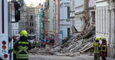 Nu se știe nimic despre româncele dispărute după explozia din Germania. Salvatorii le caută de mai bine de 30 de ore