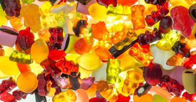 Mister pe o autostradă din Germania: poliția caută 15 tone de jeleuri după ce containerul unui TIR a fost furat în plină zi