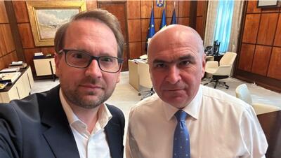 Rareș Bogdan: „De ce PNL nu trebuie să devină sluga USR”/1000 de membri PNL, în frunte cu Emil Boc, absentează de la congresul de userizare a PNL...