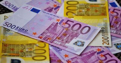 Cât numerar să păstrăm acasă pentru urgențe? Recomandările UE pentru 72 de ore