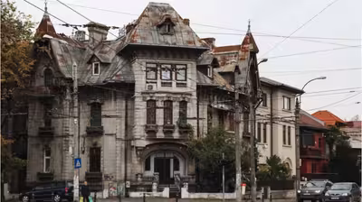 Impozitul pe locuință ar putea exploda de 27 de ori și îi poate lăsa pe unii pensionari fără case