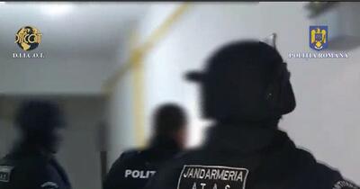 Fraudă de 7 milioane de lei la pensii: DIICOT a desființat o rețea care crea vechime fictivă