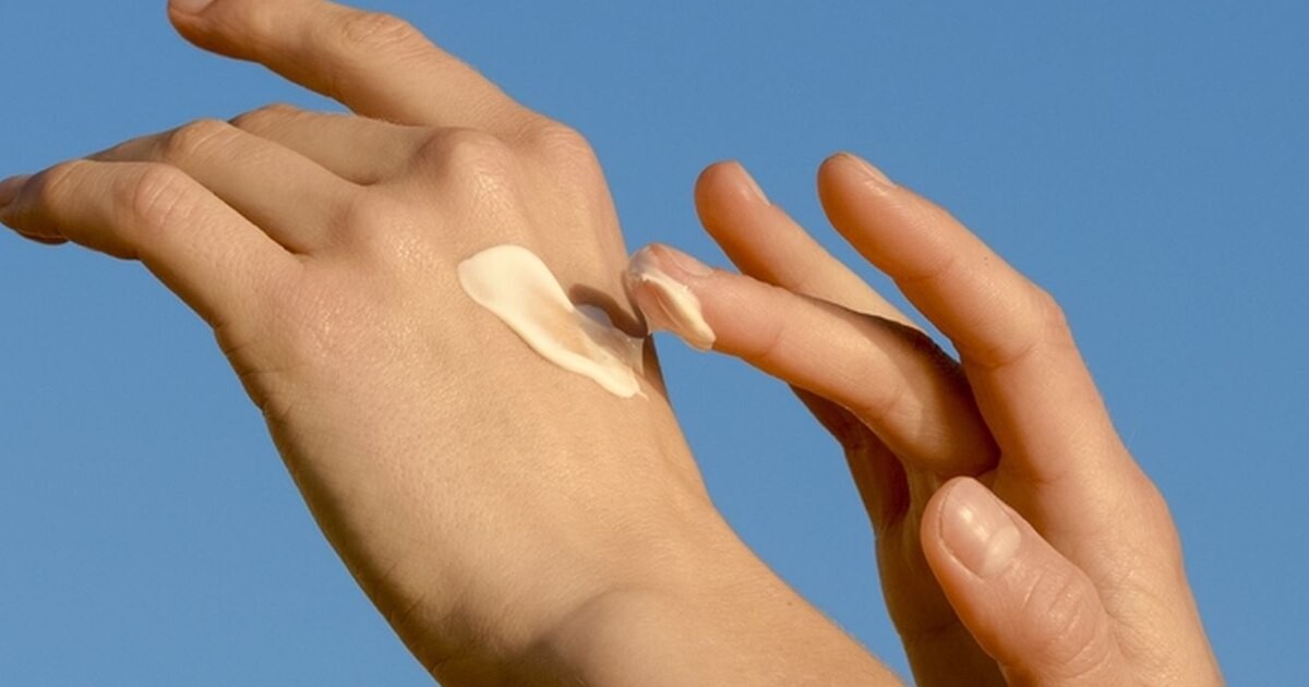 SPF 50: protecția esențială zilnică împotriva arsurilor și îmbătrânirii premature