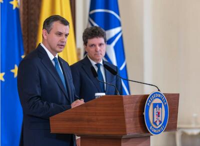 Foarte interesante amănunte...