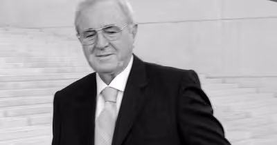 Doliu în sportul românesc: a murit Viorel Păunescu, omul care i-a cedat Steaua lui Gigi Becali