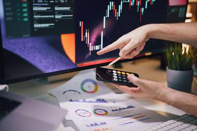 Ce este analiza tehnică și cum o folosești pe Forex