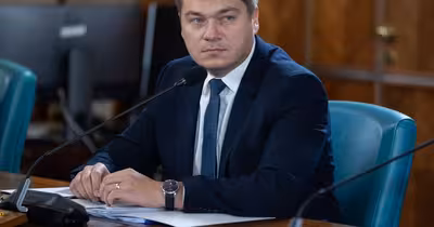 Guvernul blochează creșterea taxelor locale din 2027, dar lasă decizia la mâna primarilor