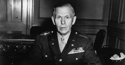 Cum și-a semnat România sărăcia: adevăratul motiv pentru care americanii au trimis miliarde în Europa și de ce noi am refuzat