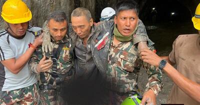 Un muncitor a supraviețuit 10 zile captiv într-un tunel inundat din Nepal