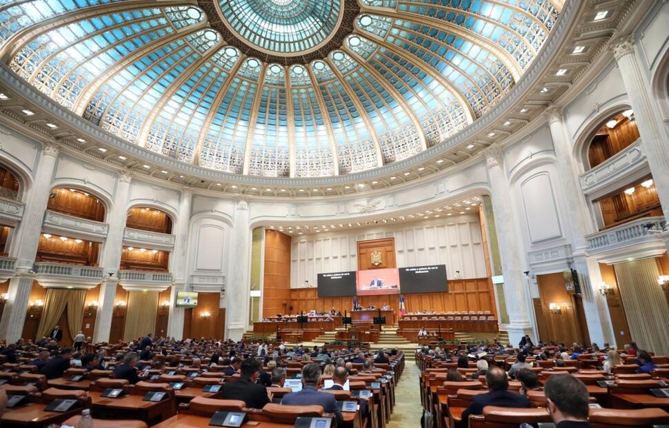 Cum deschide decizia CCR privind TVR calea invalidării unui viitor premier