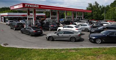 Rusia, „benzinăria lumii”, îngenuncheată de lipsa motorinei: Recolta este în pericol