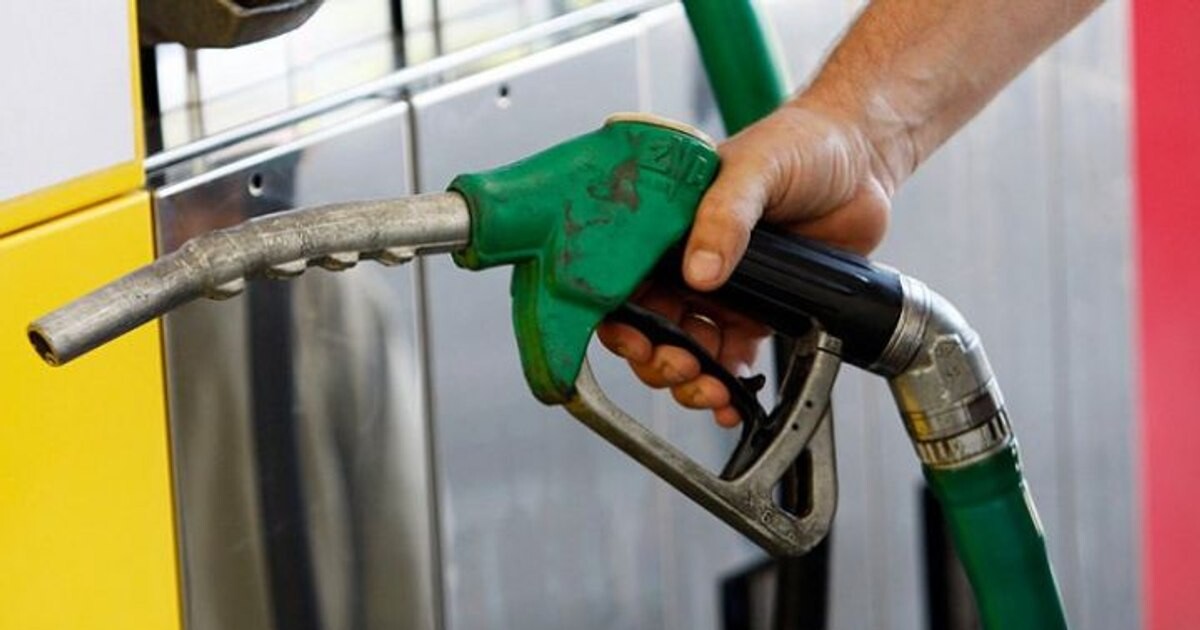 Prag psihologic depășit la pompă: benzina trece de 8 lei, motorina urcă la 8,30 lei. Scumpirile vor continua, avertizează specialiștii