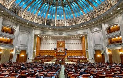 Jumătate sunt de la PSD/Peste 50 de parlamentari, instruiți la școlile SRI și MApN...